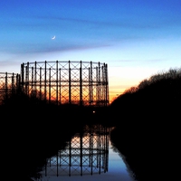 Buy canvas prints of  Urban sunset, Maryhill Locks by yvonne & paul carroll