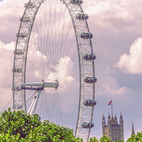 Buy canvas prints of London Eye by Phil Robinson