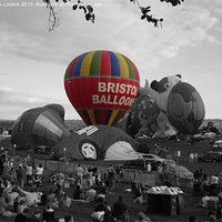 Buy canvas prints of Balloon Fiesta by Ian Lintern