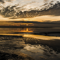Buy canvas prints of Mighty Humber by Jonathan Parkes