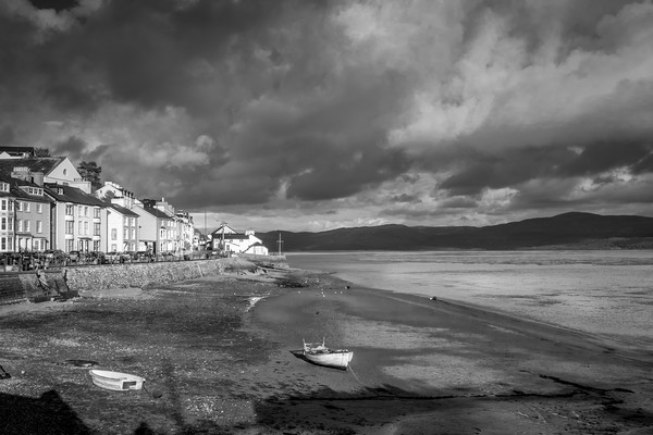 Aberdovey Seafront, Wales, UK Picture Board by Mark Llewellyn