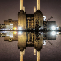 Buy canvas prints of Battersea Power Station by Simon West