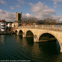 Buy canvas prints of Henley Bridge and the Angel by Richard Smith