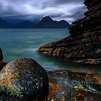 Buy canvas prints of The round stone at Elgol by Richard Smith