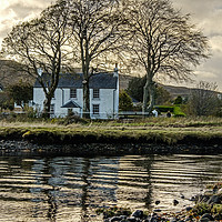 Buy canvas prints of Seafield House, Portree. by Richard Smith