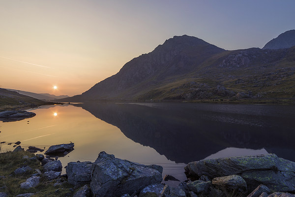 Tryfan at Dawn  Picture Board by Ian Mitchell
