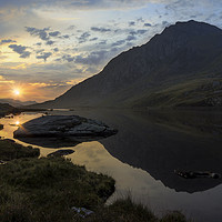 Buy canvas prints of Tryfan Sunrise by Ian Mitchell