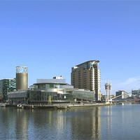 Buy canvas prints of Lowry Centre, Salford Quays, Manchester by Alastair Wallace