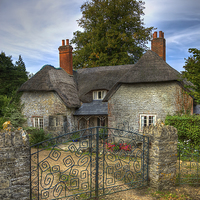 Buy canvas prints of Keys Lodge Cottage by Wight Landscapes