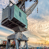 Buy canvas prints of Dockyard Crane Gunwharf Quays by Wight Landscapes