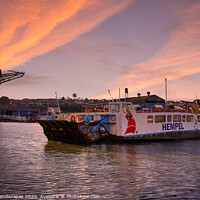 Buy canvas prints of Cowes Floating Bridge No 5 by Wight Landscapes