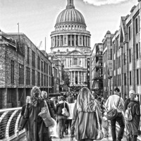 Buy canvas prints of Walking to St.Pauls by HELEN PARKER