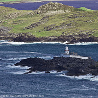 Buy canvas prints of Cromwell Point Lighthouse by Nicola Lee