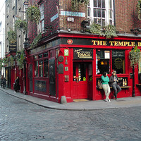 Buy canvas prints of The Temple Bar by Don Rorke