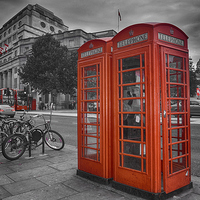 Buy canvas prints of London Calling by Tracy Hughes