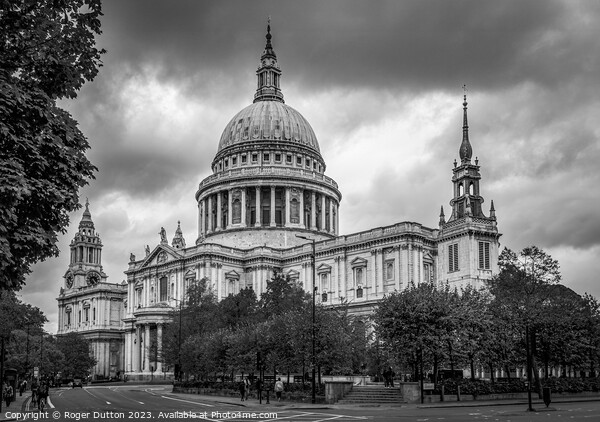 St Paul's Cathedral: An Ageless Icon Picture Board by Roger Dutton