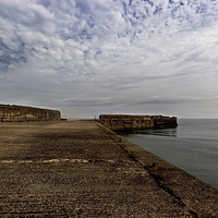 Buy canvas prints of Skinningrove Jetty by keith sayer