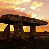 Buy canvas prints of Lanyon quoit by Steve Cowe