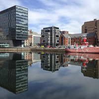 Buy canvas prints of  Liverpool Reflections by Gary Kenyon