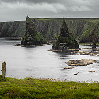 Buy canvas prints of Duncansby Head by Peter Stuart