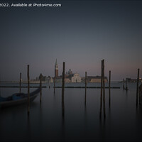 Buy canvas prints of Venice by night by Peter Lennon