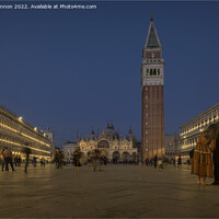 Buy canvas prints of Piazza San Marco by Peter Lennon