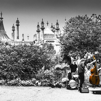 Buy canvas prints of  Brighton Buskers by Ray Nelson