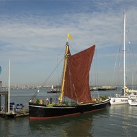 Buy canvas prints of Thames Sailing Barge Alice by Malcolm McHugh