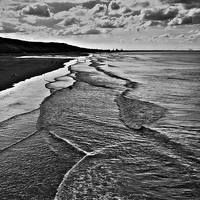 Buy canvas prints of High Tide at Saltburn-by-the-Sea by Martyn Arnold
