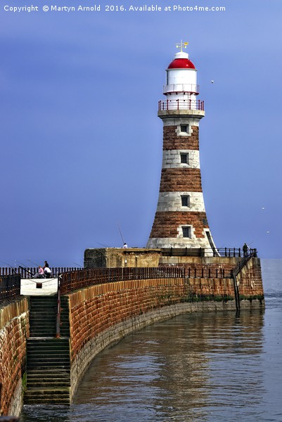 ROKER LIGHTHOUSE SUNDERLAND PORTRAIT Picture Board by Martyn Arnold