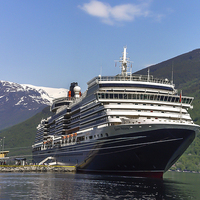 Buy canvas prints of Queen Victoria in Flam by colin chalkley