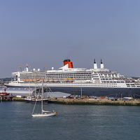 Buy canvas prints of Queen Mary 2 in Southampton Harbour by colin chalkley