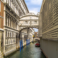 Buy canvas prints of The  Ponte dei Sospiri in Venice by colin chalkley