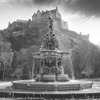 Buy canvas prints of Majestic Fountain of Edinburgh Castle by Les McLuckie