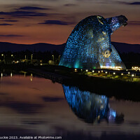 Buy canvas prints of The Kelpies at Sunset by Les McLuckie