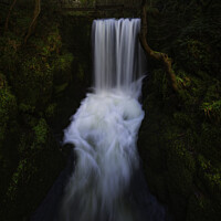 Buy canvas prints of Alva Glen Waterfall Scotland by Les McLuckie
