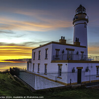 Buy canvas prints of Turnberry Lighthouse Ayrshire Scotland by Les McLuckie