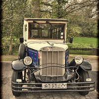 Buy canvas prints of Asquith – replica Vintage Car. by Frank Irwin