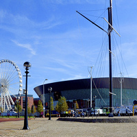 Buy canvas prints of Echo Arena Liverpool, with its Ferris Wheel by Frank Irwin