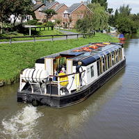 Buy canvas prints of A typical canal ‘Narrow boat’ by Frank Irwin
