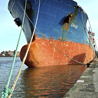 Buy canvas prints of  MV Emine off-loading in Birkenhead Docks, by Frank Irwin