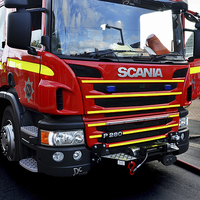 Buy canvas prints of  New Fire engine by Frank Irwin