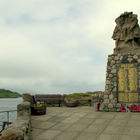 Buy canvas prints of Oban War Memorial by Bill Lighterness