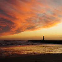 Buy canvas prints of Sunderland Roker Pier Sunrise by Glenn Potts