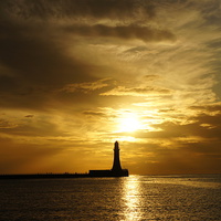 Buy canvas prints of Roker Pier Sunderland River Wear by Glenn Potts