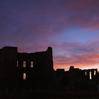 Buy canvas prints of Kenilworth Castle Sunset by Laura Kenny