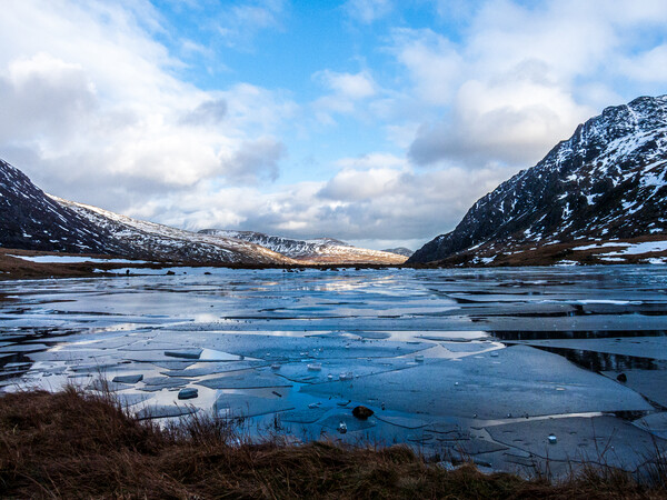 Icebergs on Llyn Idwal Picture Board by Wendy Williams CPAGB
