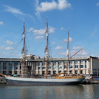 Buy canvas prints of Kaskelot - Bristol Docks by Stephen Cocking
