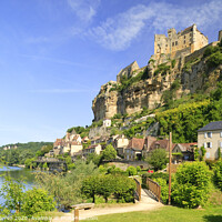 Buy canvas prints of River Dordogne Beynac et Cazenac Dordogne France by Chris Warren