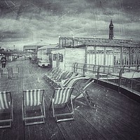 Buy canvas prints of North Pier    by Victor Burnside